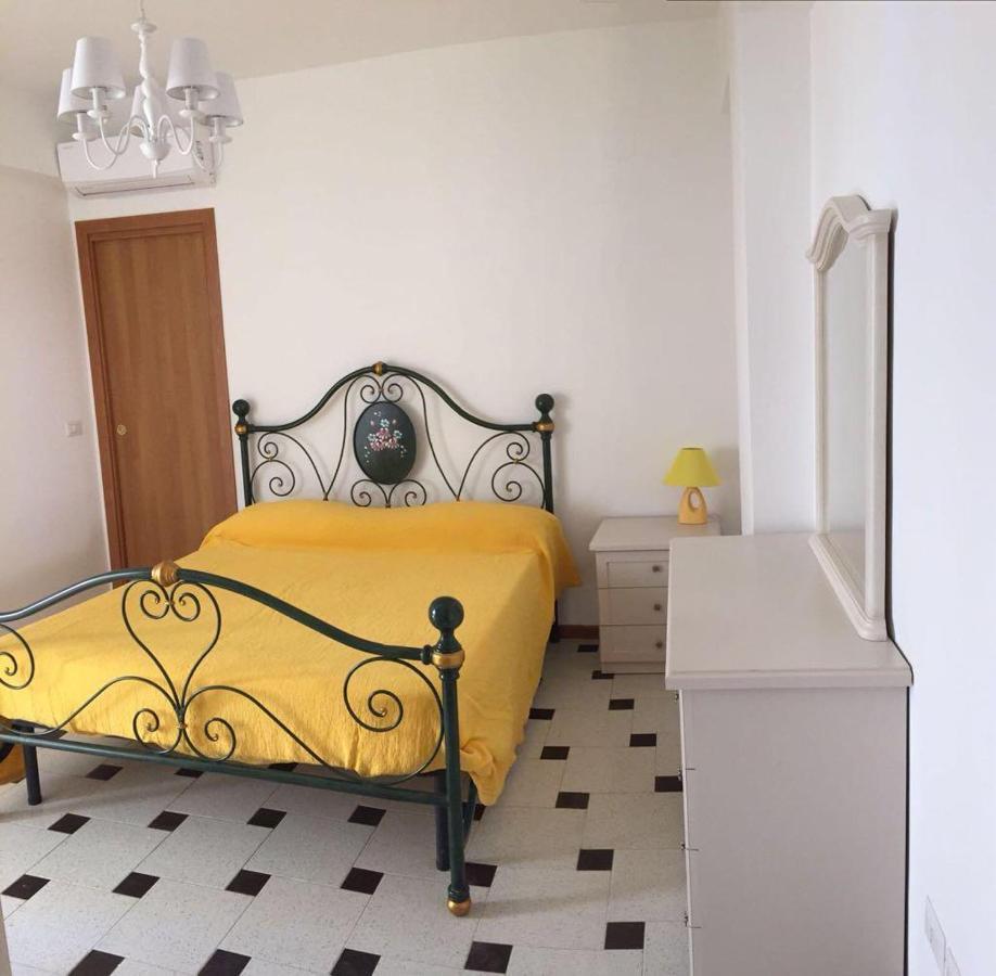 Le Zagare Apartments SantʼAlessio Siculo Dış mekan fotoğraf