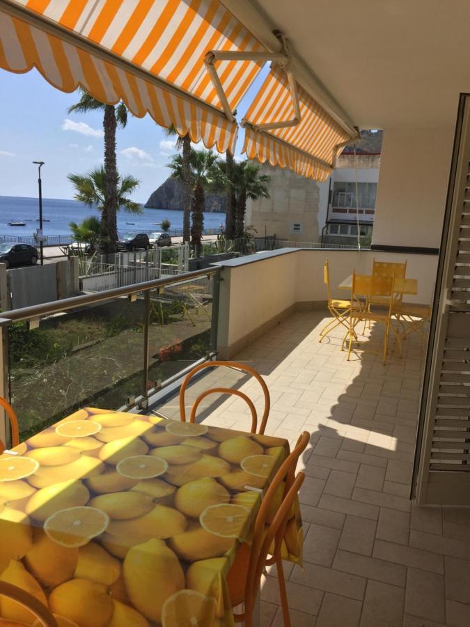 Le Zagare Apartments SantʼAlessio Siculo Dış mekan fotoğraf