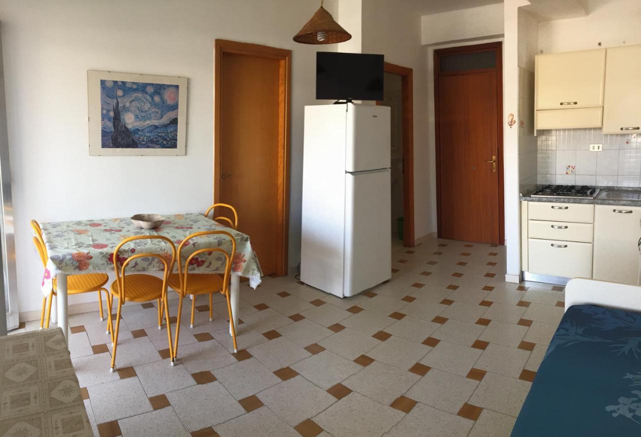 Le Zagare Apartments SantʼAlessio Siculo Dış mekan fotoğraf