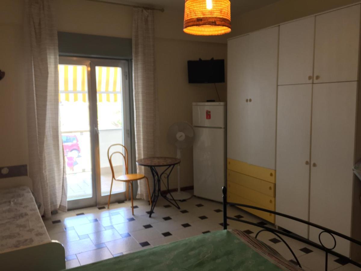 Le Zagare Apartments SantʼAlessio Siculo Dış mekan fotoğraf