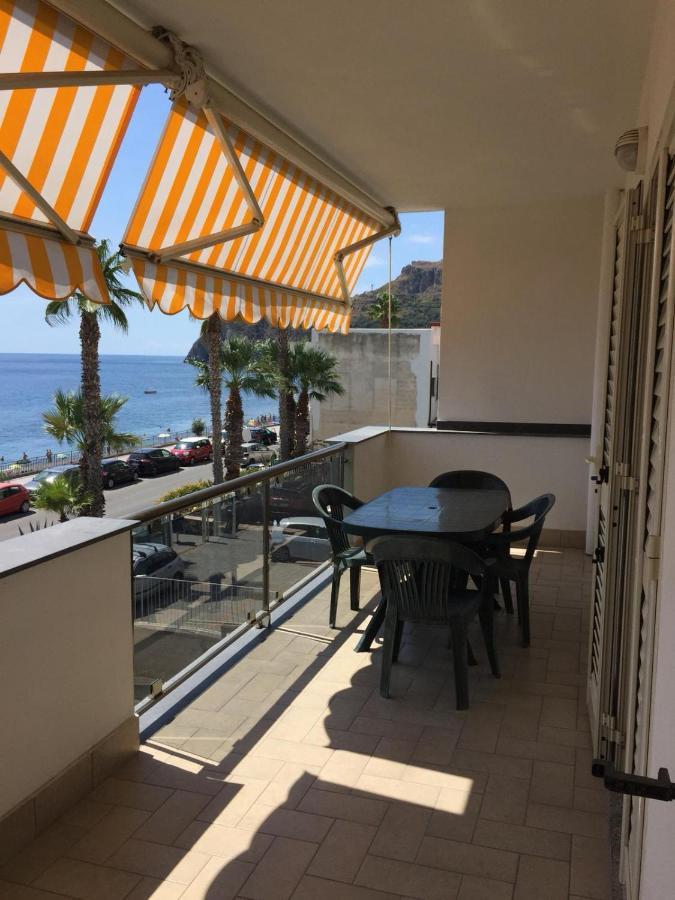 Le Zagare Apartments SantʼAlessio Siculo Dış mekan fotoğraf